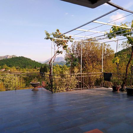 וירפזאר Country House "Lipa" Komarno מראה חיצוני תמונה